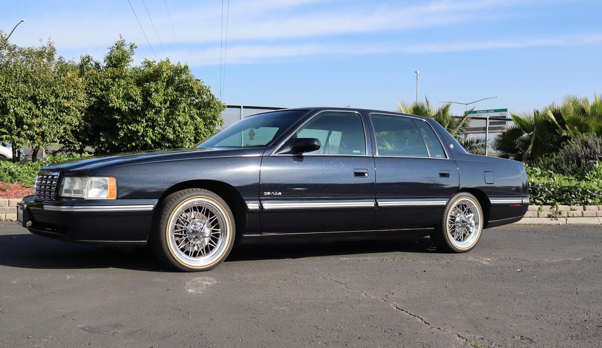 Cadillac Deville Gloss Midnight Blue Wrap